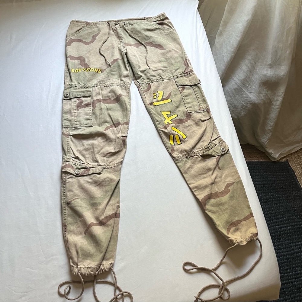 SHADOW HILL tan camo print‎ utility cargo cropped jogger pants